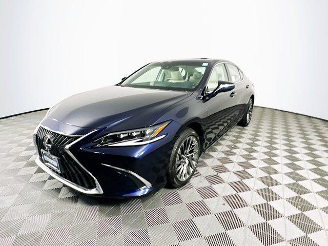 new 2025 Lexus ES 300h car