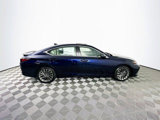 new 2025 Lexus ES 300h car