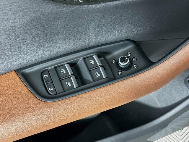 used 2023 Audi Q7 car, priced at $39,701