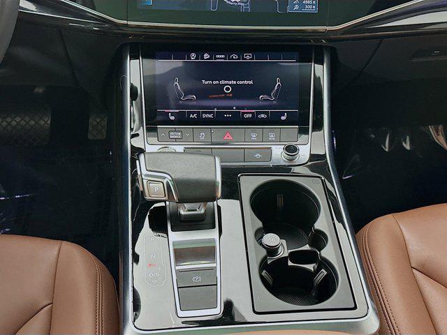 used 2023 Audi Q7 car, priced at $39,701