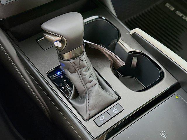 new 2025 Lexus ES 300h car, priced at $49,630