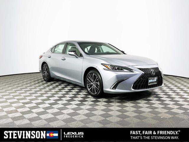 new 2025 Lexus ES 300h car, priced at $51,310