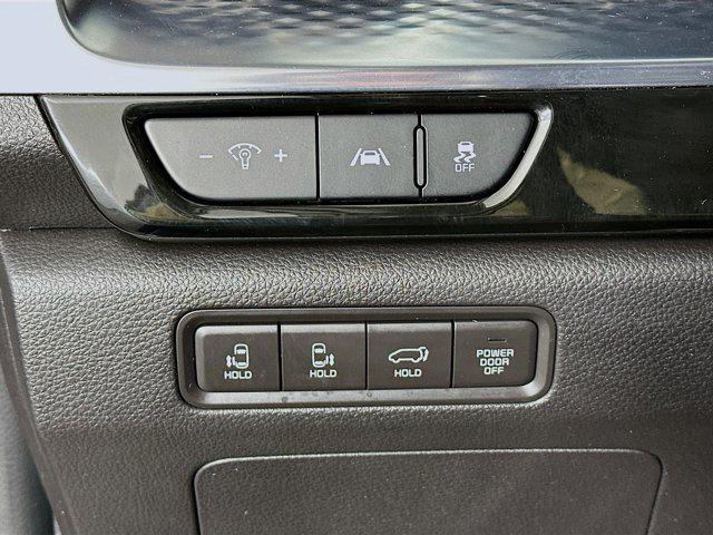 used 2024 Kia Carnival car, priced at $39,201