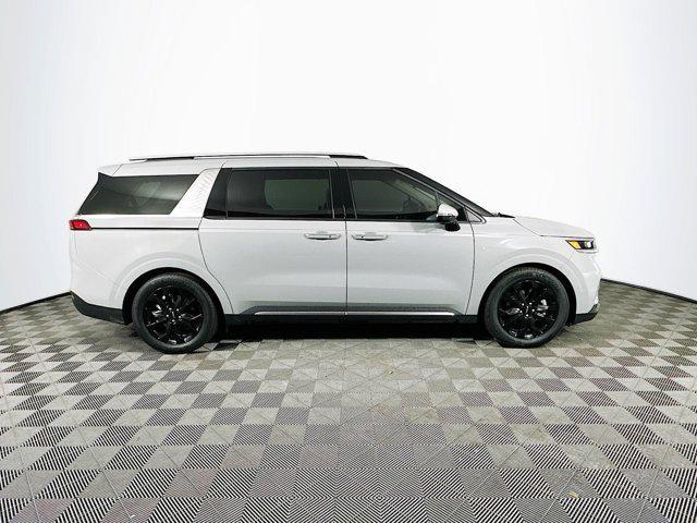 used 2024 Kia Carnival car, priced at $39,201