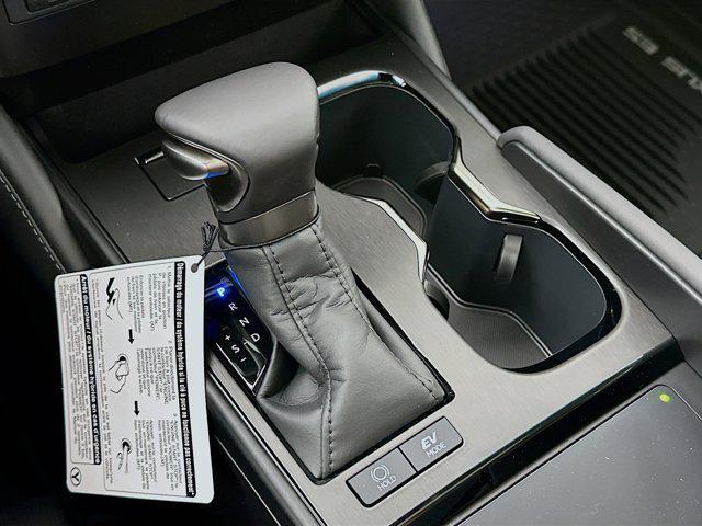 new 2025 Lexus ES 300h car, priced at $56,545