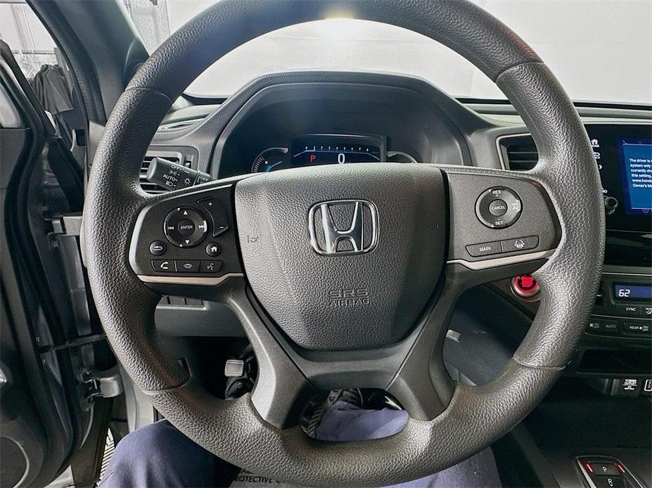 used 2022 Honda Pilot car, priced at $30,002