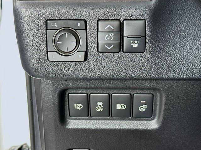 used 2023 Lexus GX 460 car, priced at $61,201