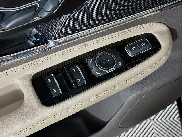 used 2022 Lincoln Corsair car, priced at $28,343