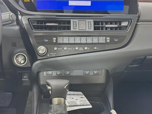 new 2025 Lexus ES 300h car, priced at $50,810
