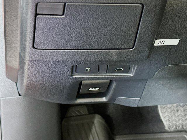 new 2025 Lexus ES 300h car, priced at $50,810