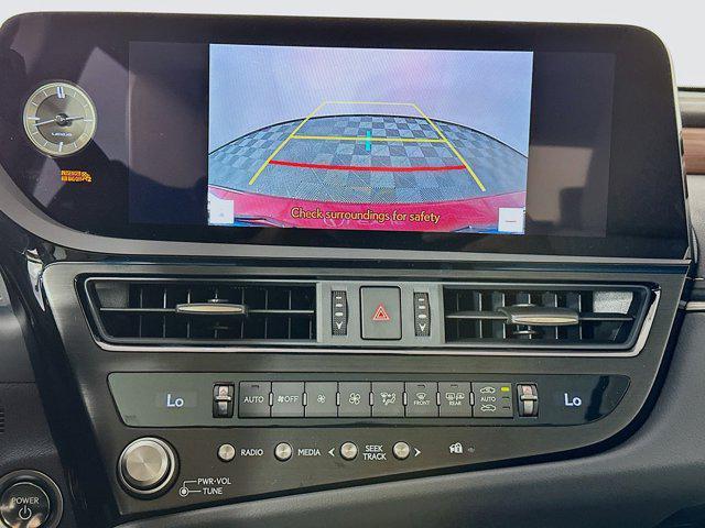 new 2025 Lexus ES 300h car, priced at $50,810