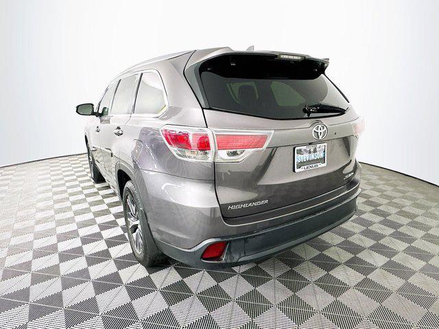 used 2016 Toyota Highlander car, priced at $16,114