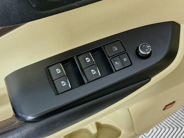 used 2017 Toyota Highlander car, priced at $18,995