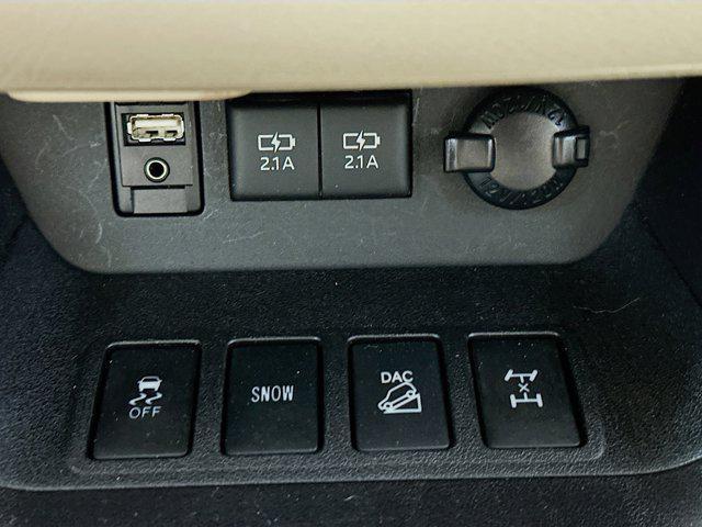 used 2017 Toyota Highlander car, priced at $18,995