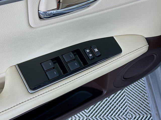 used 2017 Lexus ES 350 car, priced at $25,772