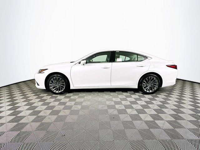 new 2025 Lexus ES 300h car, priced at $56,945