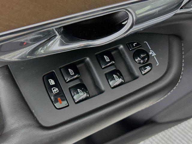 used 2016 Volvo XC90 car, priced at $19,300