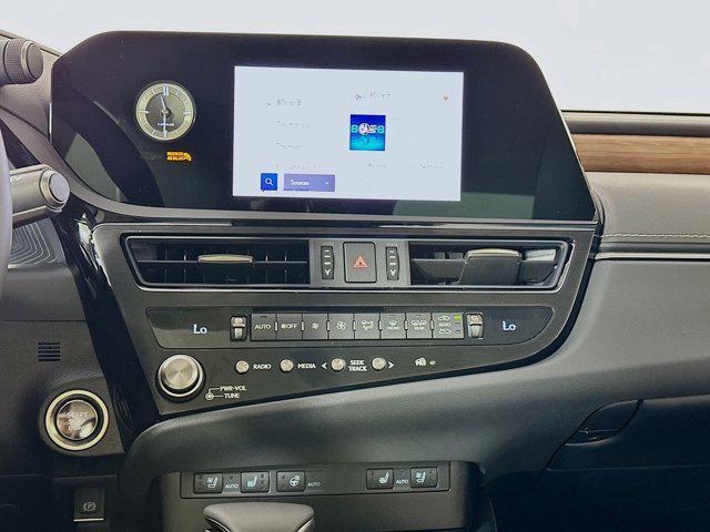 new 2025 Lexus ES 350 car, priced at $47,944
