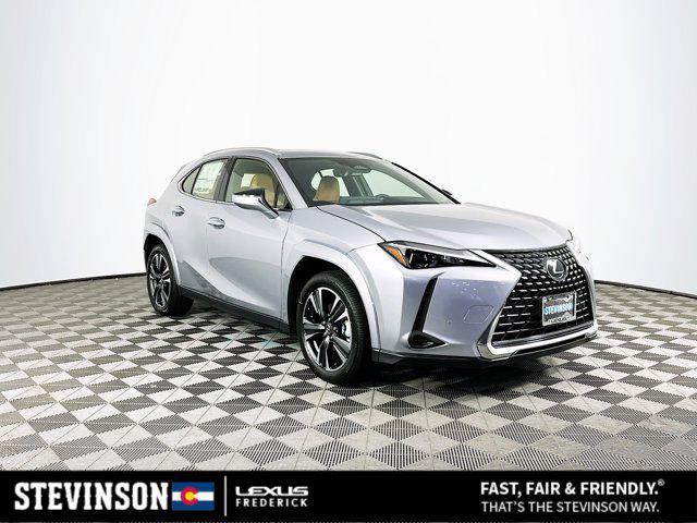 new 2025 Lexus UX 300h car, priced at $45,615