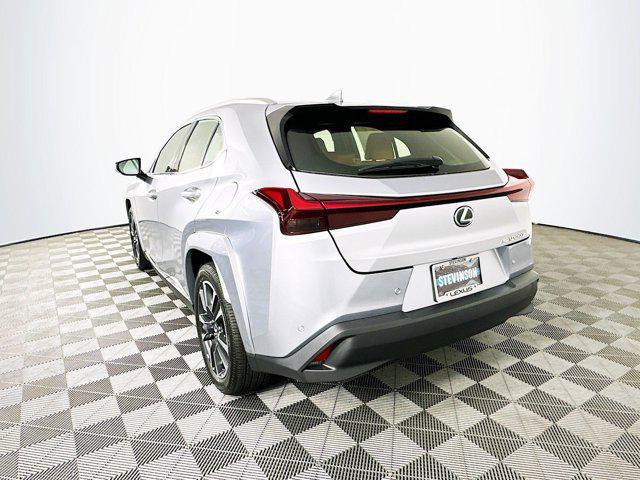 new 2025 Lexus UX 300h car, priced at $45,615