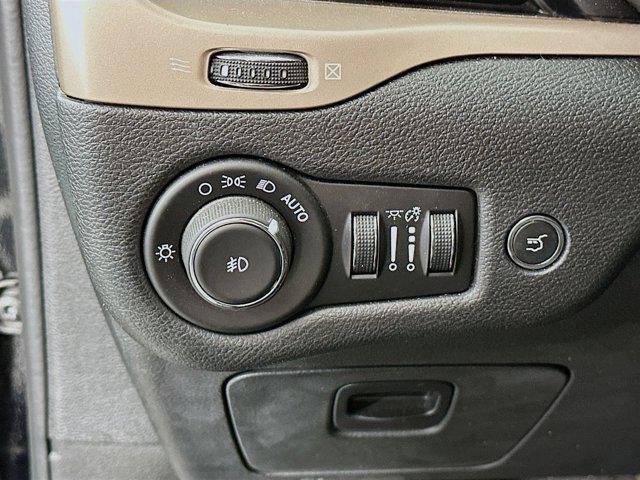 used 2016 Jeep Cherokee car, priced at $14,228