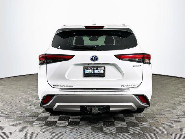 used 2022 Toyota Highlander Hybrid car, priced at $42,201