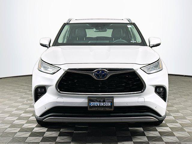 used 2022 Toyota Highlander Hybrid car, priced at $42,201