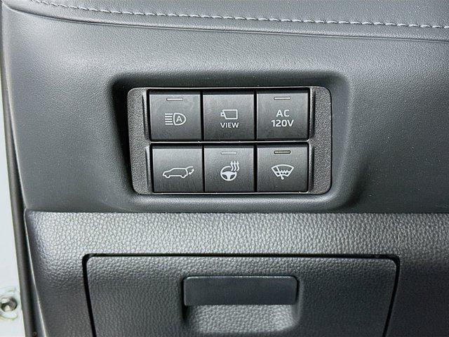 used 2022 Toyota Highlander Hybrid car, priced at $42,201