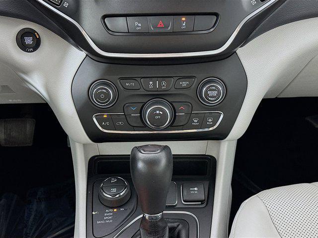 used 2021 Jeep Cherokee car, priced at $17,555