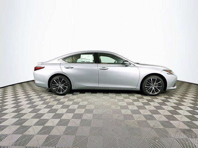 new 2025 Lexus ES 300h car, priced at $49,680