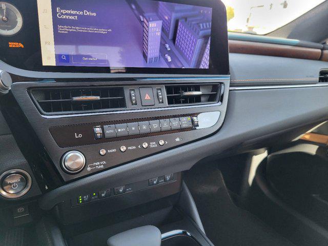 new 2025 Lexus ES 300h car, priced at $50,744