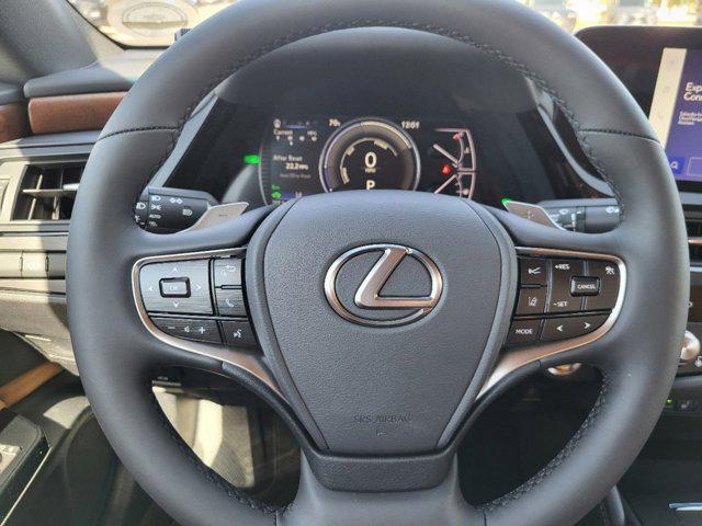 new 2025 Lexus ES 300h car, priced at $50,744