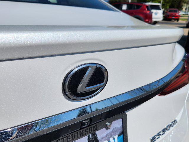 new 2025 Lexus ES 300h car, priced at $50,744