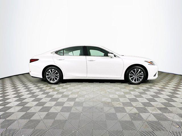 used 2025 Lexus ES 350 car, priced at $40,564