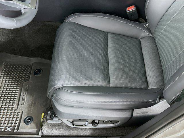 used 2025 Lexus GX 550 car, priced at $94,500