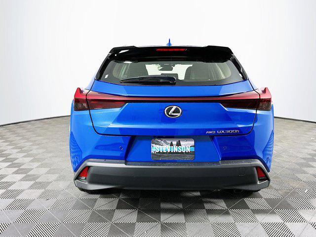 new 2025 Lexus UX 300h car, priced at $45,565