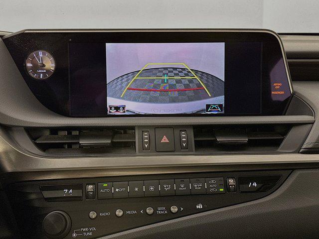 used 2019 Lexus ES 300h car, priced at $19,201