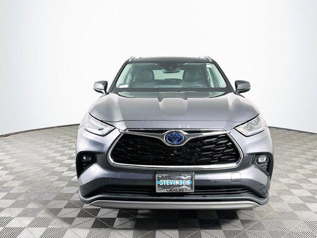 used 2022 Toyota Highlander Hybrid car, priced at $46,192