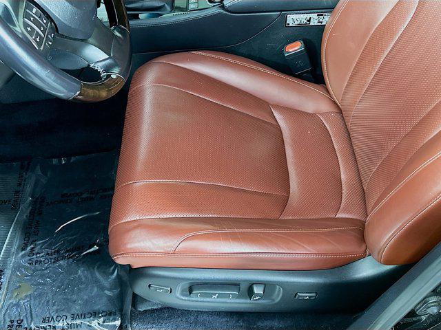 used 2016 Lexus LX 570 car, priced at $55,554