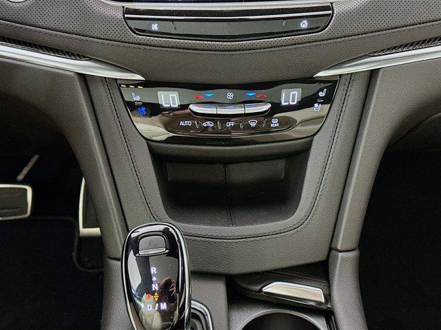 used 2025 Cadillac XT5 car, priced at $53,701