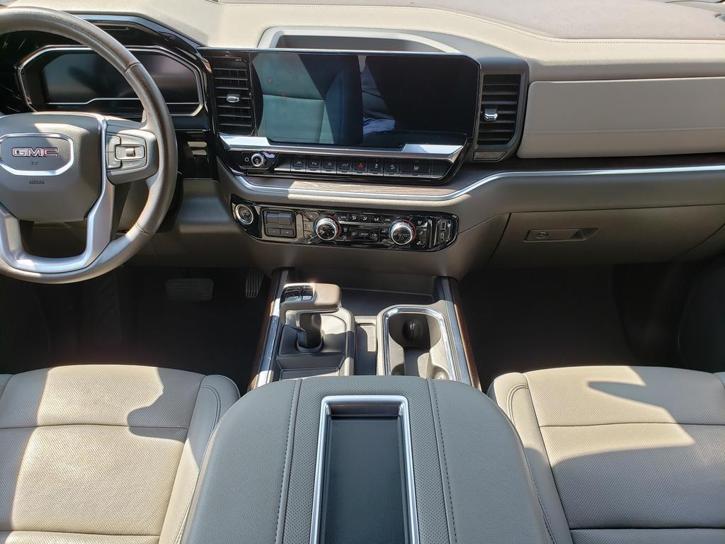 used 2022 GMC Sierra 1500 car, priced at $41,496