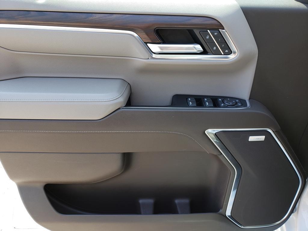 used 2022 GMC Sierra 1500 car, priced at $41,496