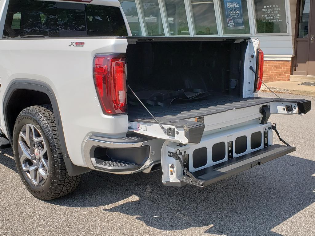 used 2022 GMC Sierra 1500 car, priced at $41,496