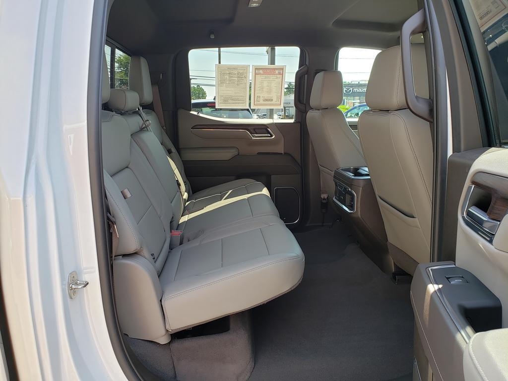 used 2022 GMC Sierra 1500 car, priced at $41,496