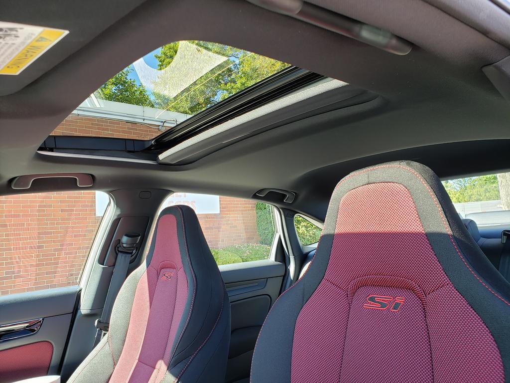 used 2025 Honda Civic Si car, priced at $31,794