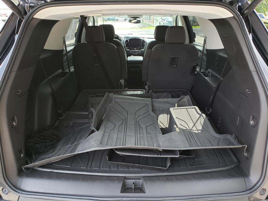 used 2021 Chevrolet Traverse car, priced at $24,092