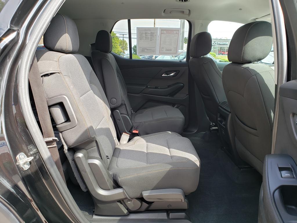 used 2021 Chevrolet Traverse car, priced at $24,092