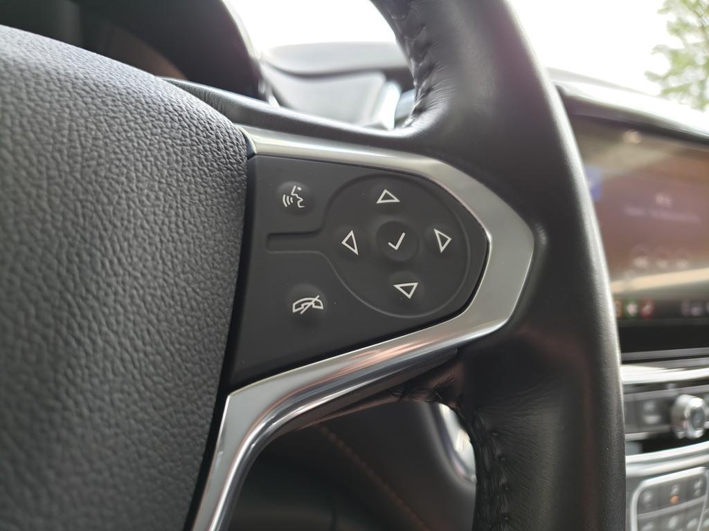 used 2021 Chevrolet Traverse car, priced at $24,092