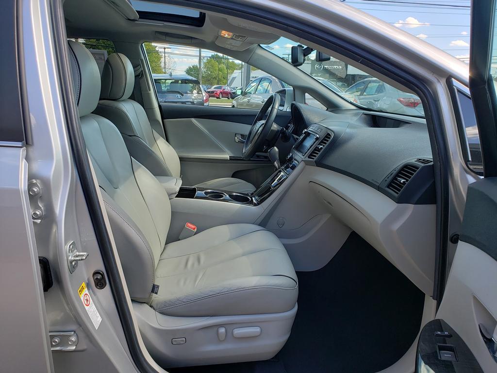 used 2013 Toyota Venza car, priced at $8,395