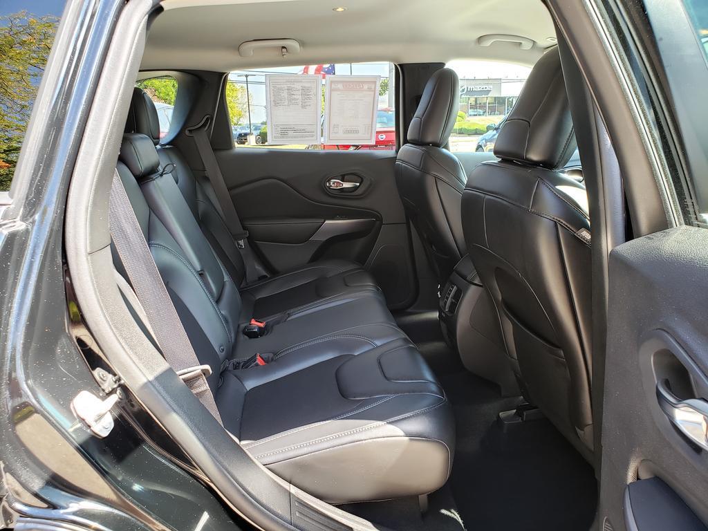 used 2019 Jeep Cherokee car, priced at $15,193